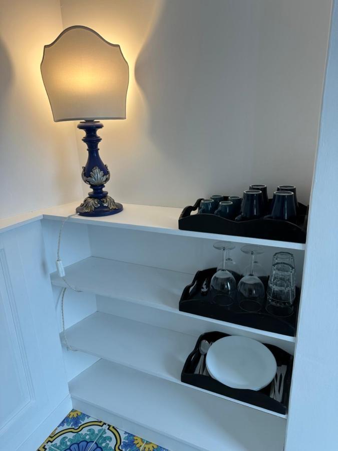 Queen View Apartment - No Kitchen بوسيتانو المظهر الخارجي الصورة