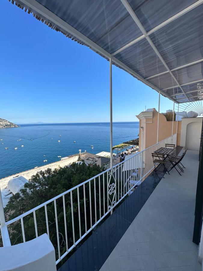 Queen View Apartment - No Kitchen بوسيتانو المظهر الخارجي الصورة